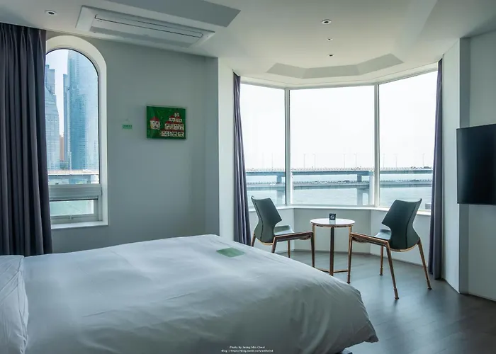 Ag405 Hotel 3*