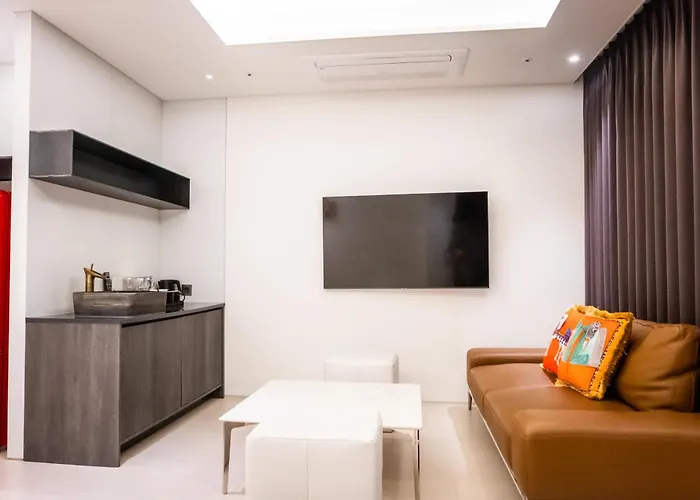 Ag405 Hotel 3*
